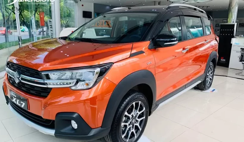 suzuki-xl7-la-mau-xe-hop-voi-nhung-ai-dang-tim-mua-oto-7-cho-khoang-500-trieu-van-hanh-cung-cap-on-dinh.jpeg